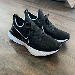 Nike flyknit infinity react